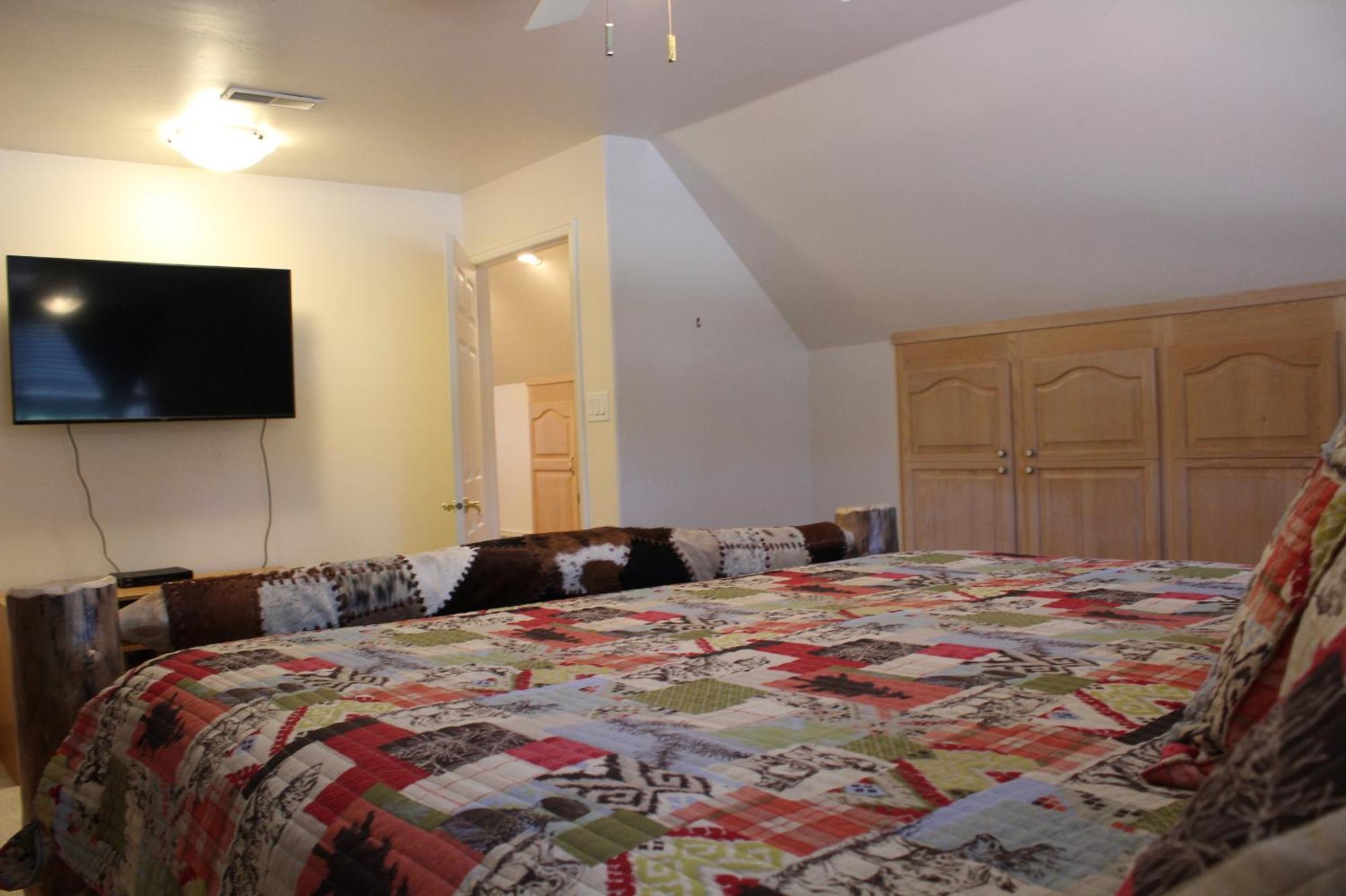 Swallow Cove Panaca Room photo