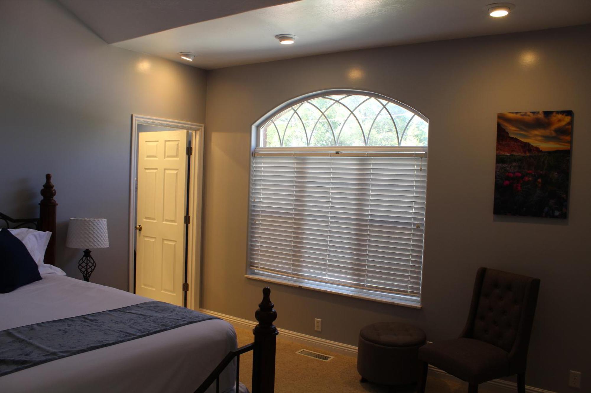 Swallow Cove Panaca Room photo