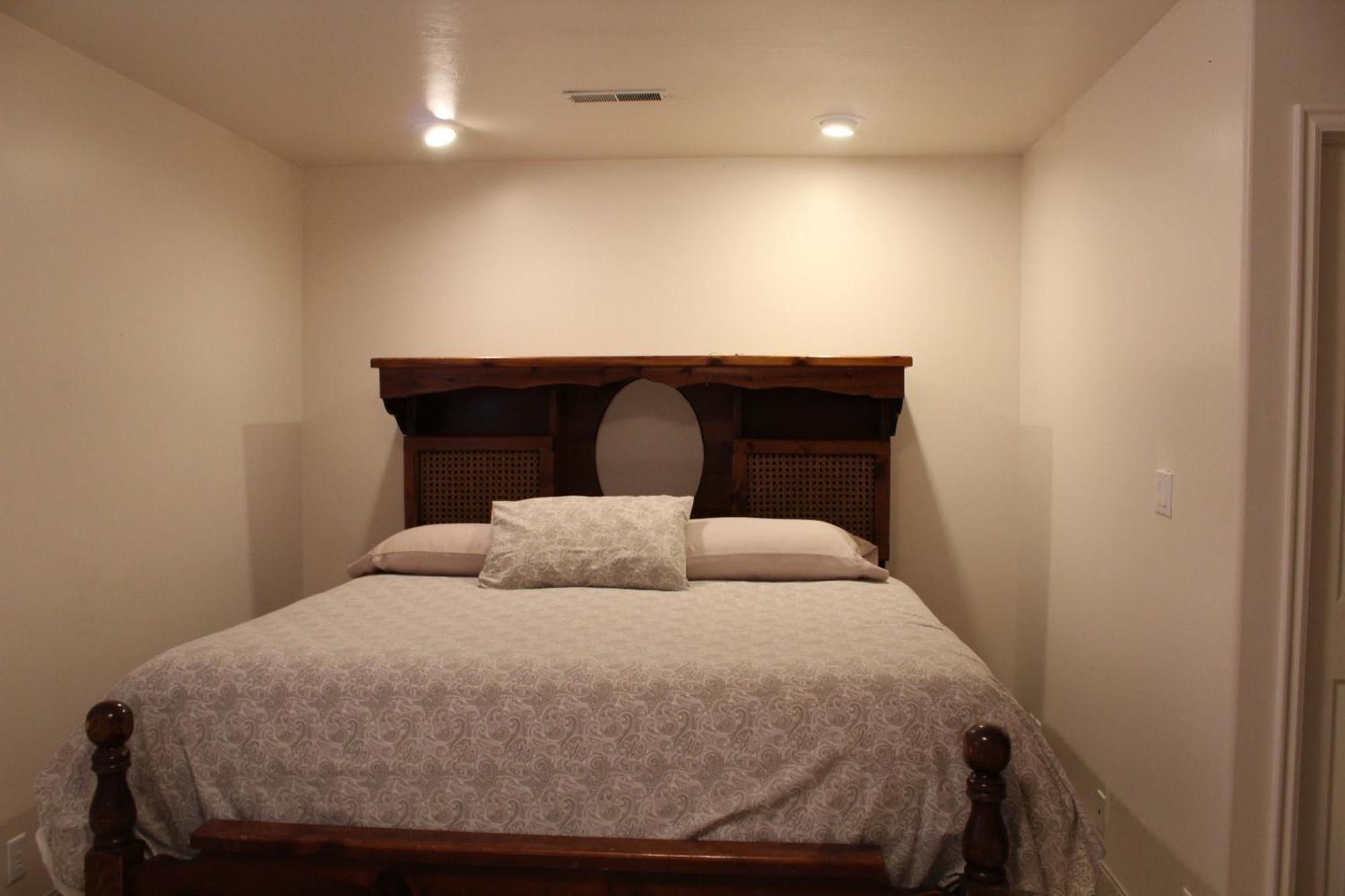 Swallow Cove Panaca Room photo